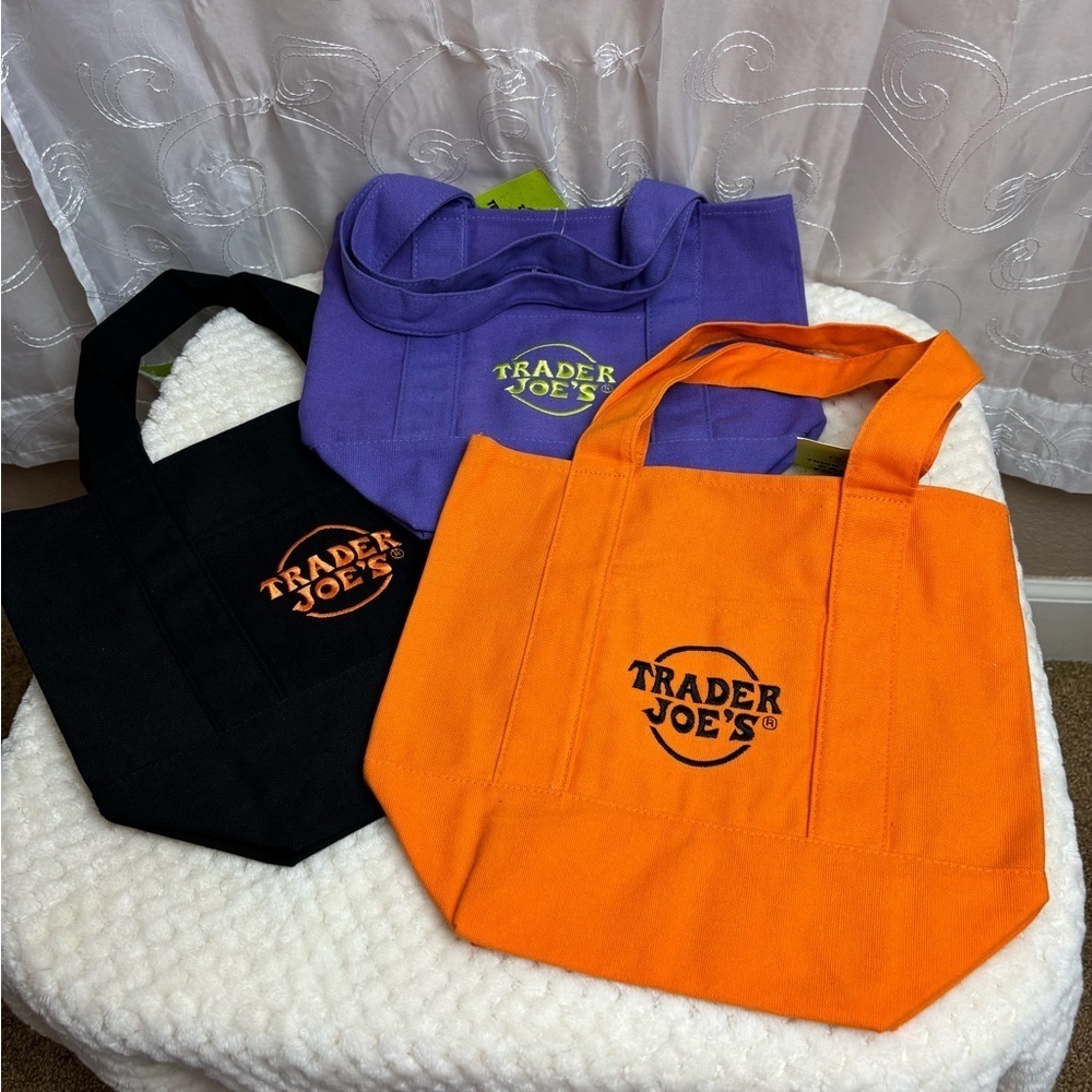 Trader Joe’s Mini Trick or Treat Tote Bag (3) Seasonal NWT